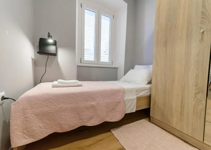 Apartman Poluotok 2